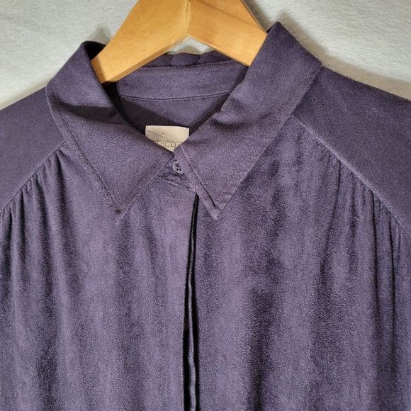 Chicos Reza Faux Suede Blouse Velour Button Top Purple L Eggplant Purpleology - Picture 4 of 15